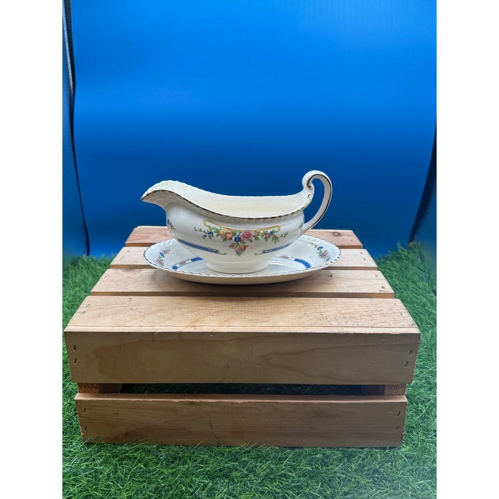 Vintage Johnson Bros England "Old English" Gravy Boat w/Attached Underplate